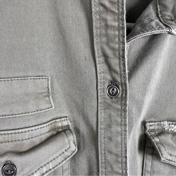 Bundle of two Hollister denim button shirts 🖤 extra small - Picture 9 of 13